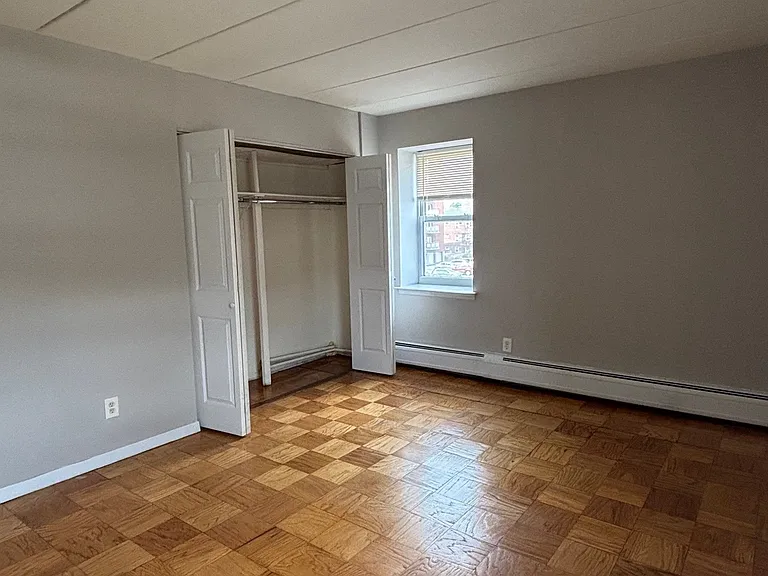 211 Johnson Ave — Photo 4