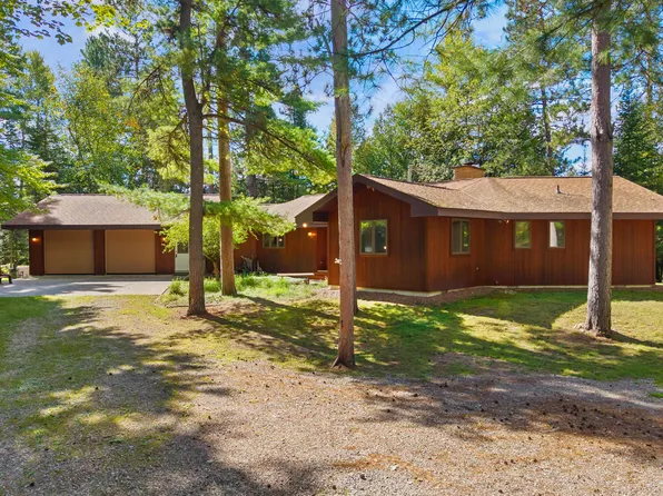 173 N Lincoln Lodge Rd, Grayling, MI 49738