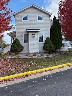 5th image of 267 Juniper St #0