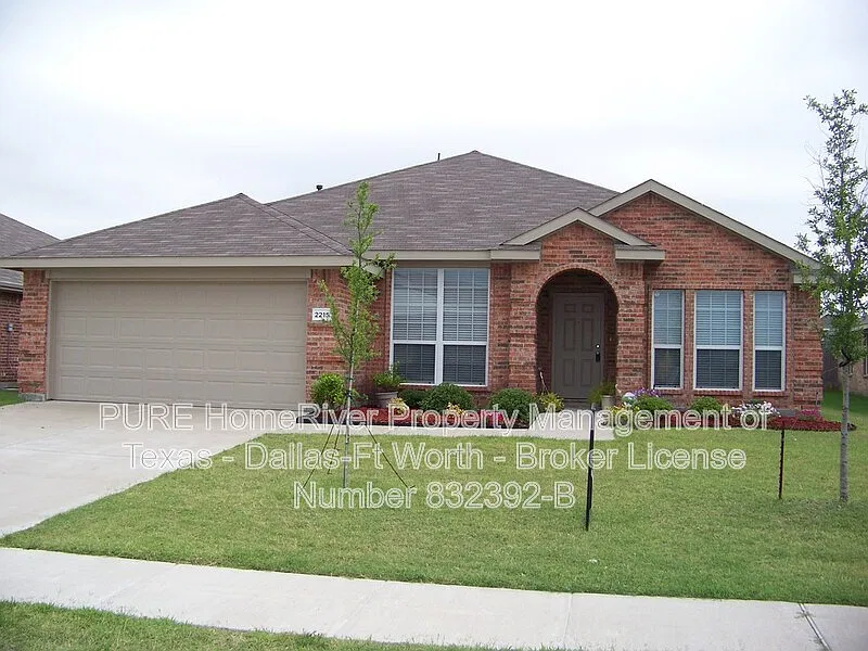 2215 Overton Dr