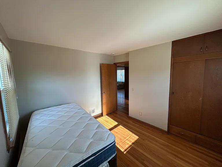 904 Nichols Rd — Photo 13