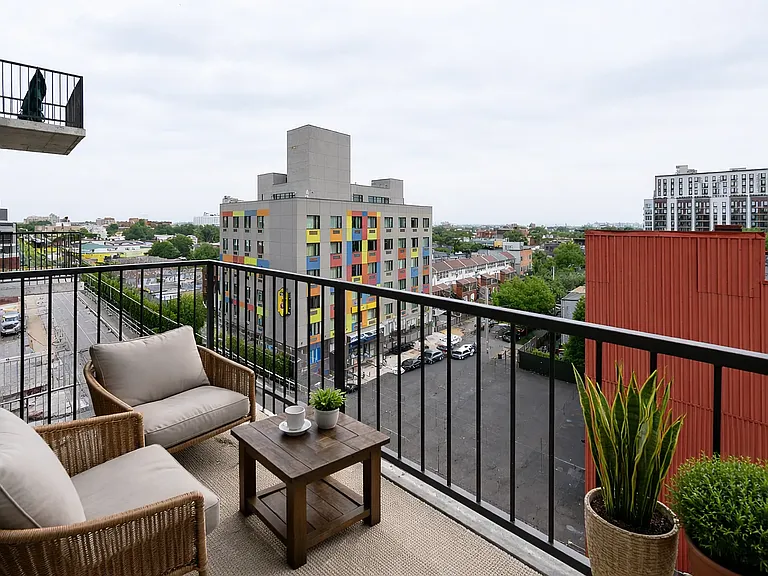 2715 Fulton St #203 — Photo 9