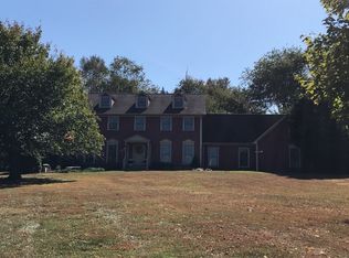 22116 Creekview Dr, Gaithersburg, MD