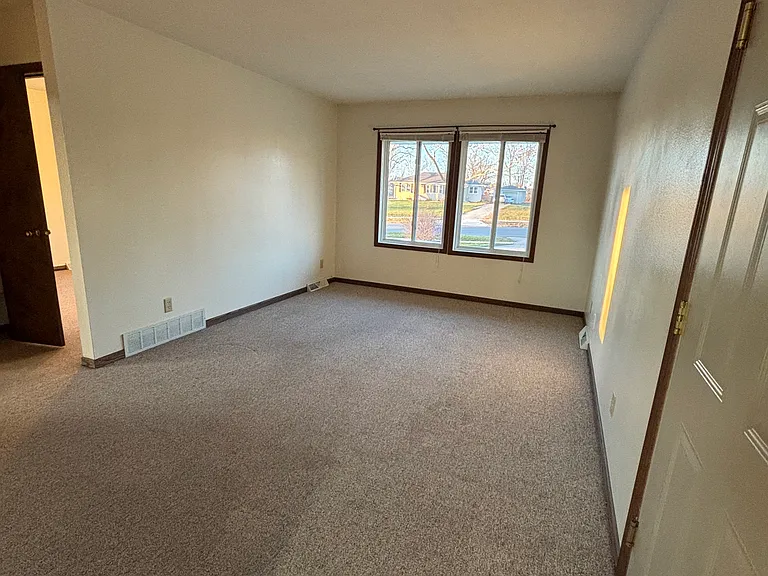 208 Spruce St #4 — Photo 5