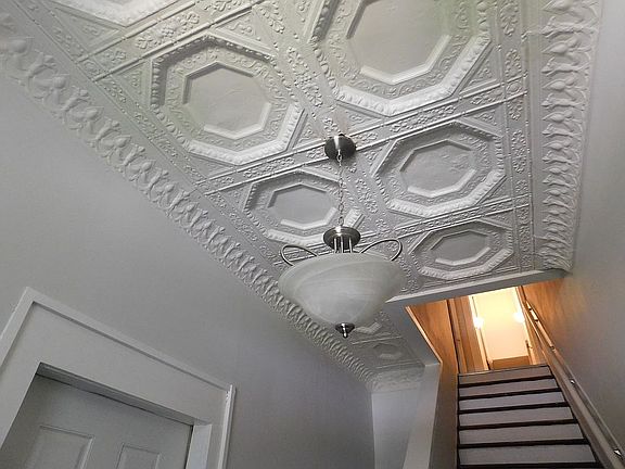 4th image of 914 Harmony Way