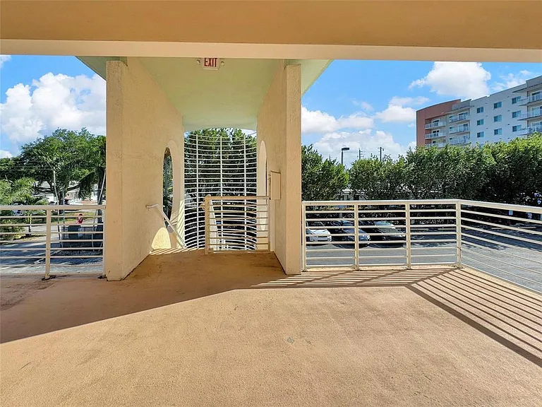 200 E Dania Beach Blvd #208 — Photo 8