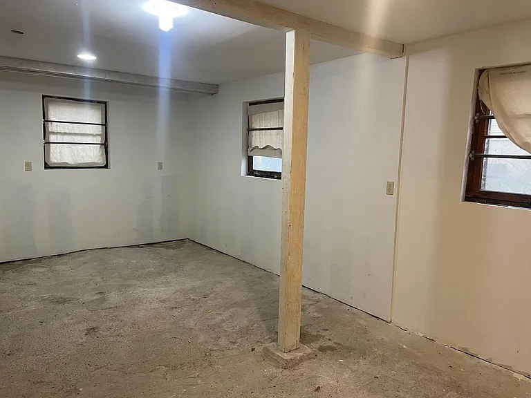 506 NE Russell St — Photo 17