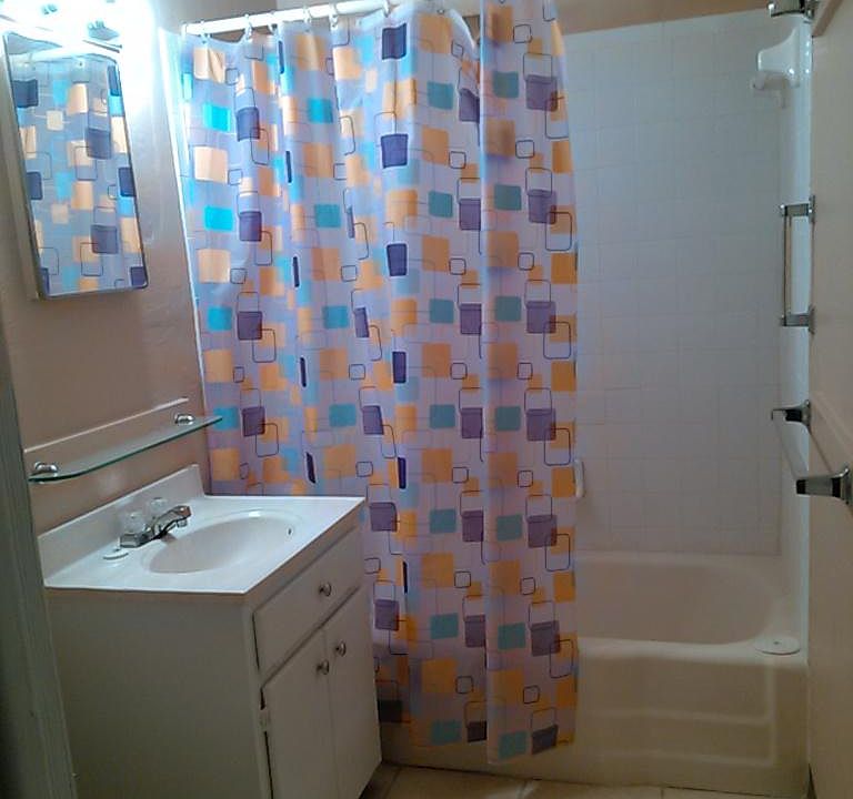 2nd image of 769 Vacuna Rd