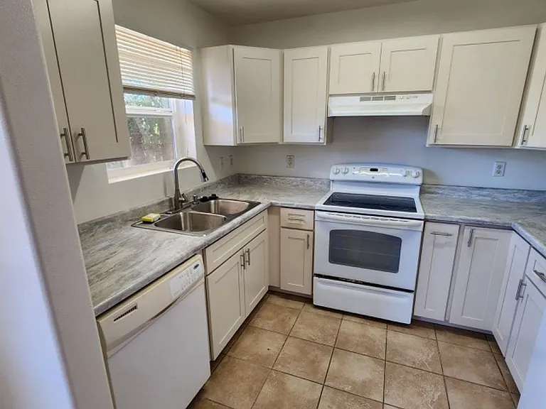 25 Heather Ln #114 — Photo 13