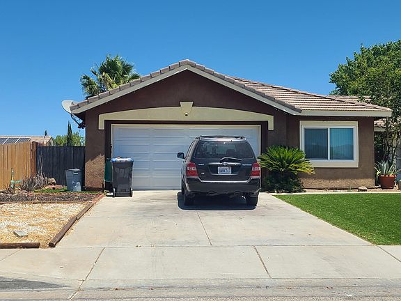 3rd image of 6129 Lighthouse Ln
