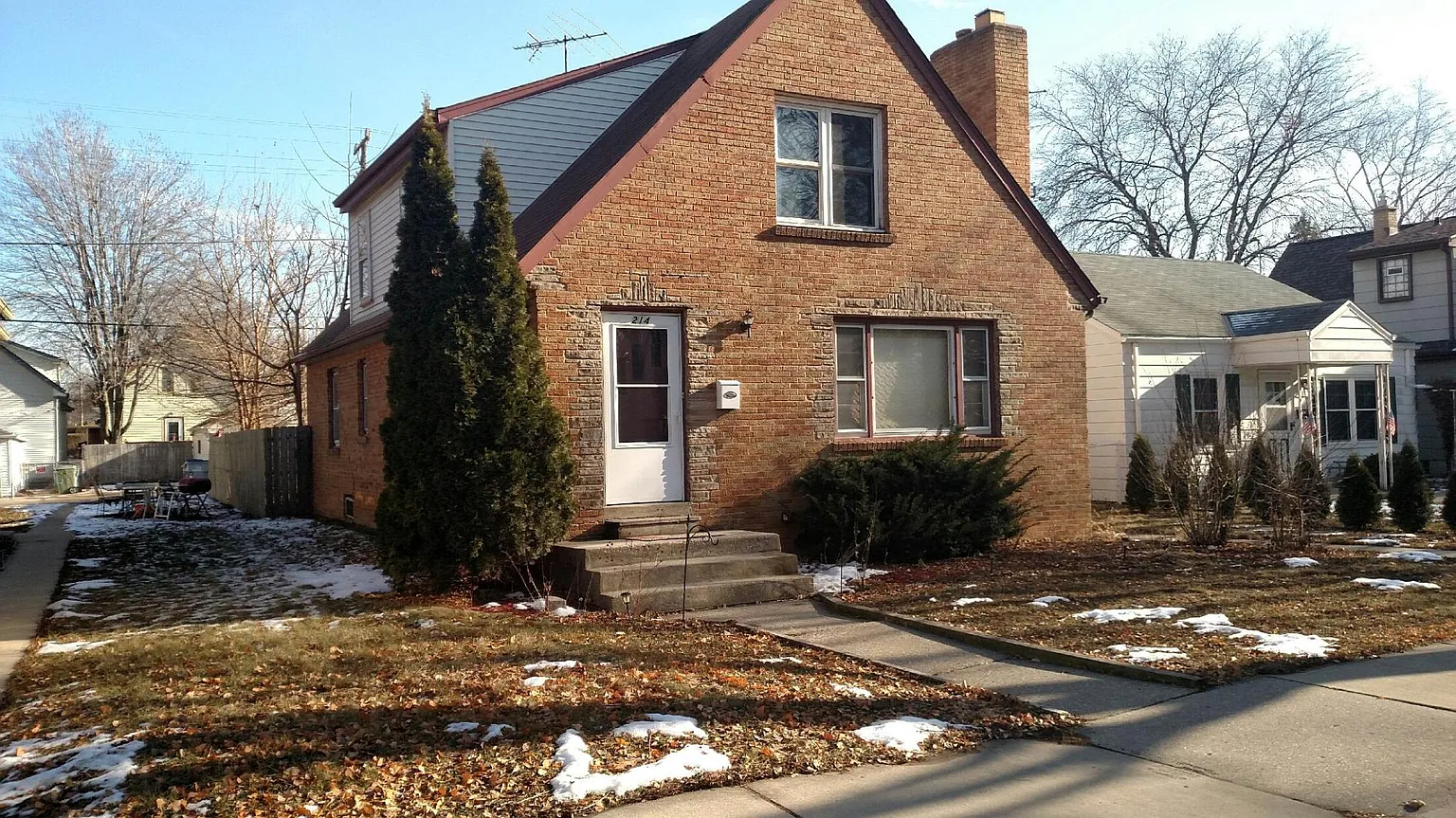 214 S 65th St photo 1