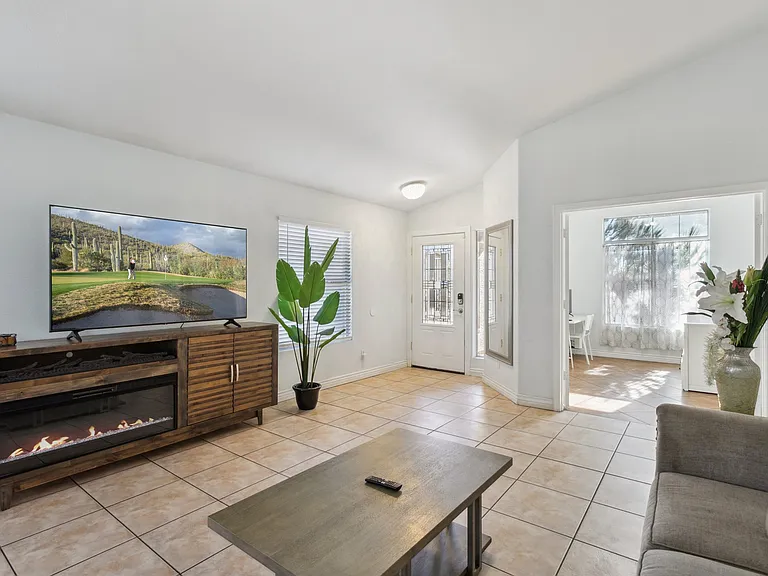 8054 W Palo Verde Dr — Photo 9