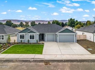 5120 Woolsey Rd, Yakima, WA 98903