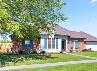 9628 Belle Place Cir, Maurice, LA 70555