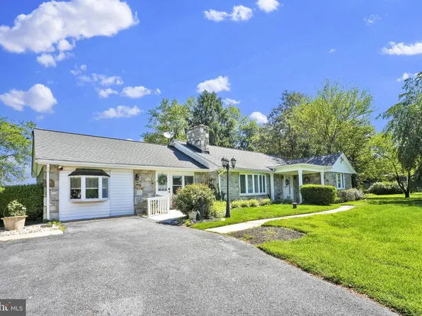 3300 Hawks Hill Rd, New Windsor, MD 21776