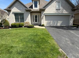 147 Haverford Ln, Williamsville, NY 14221