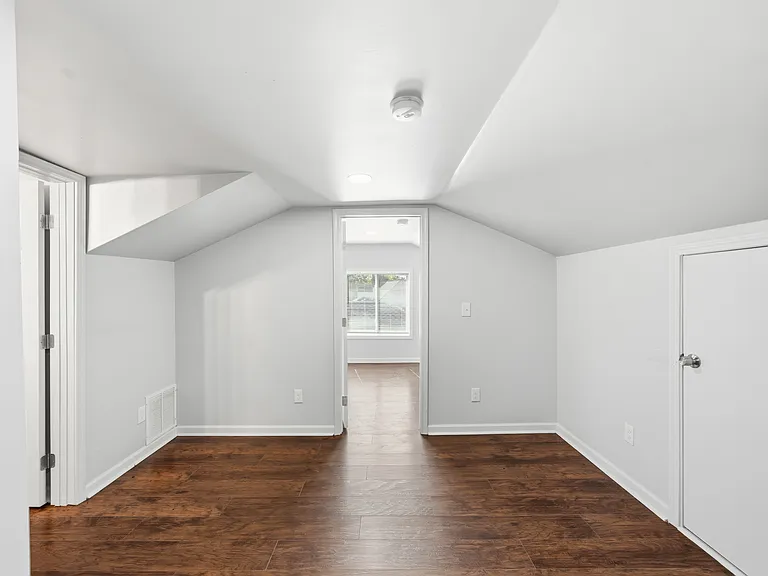 1519 Olympian Way SW #D — Photo 9
