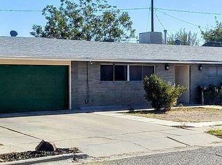1415 Roberts Dr, Las Cruces, NM 88005