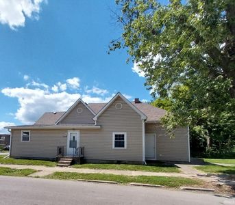 124 E 8th St, Muncie, IN, 47302