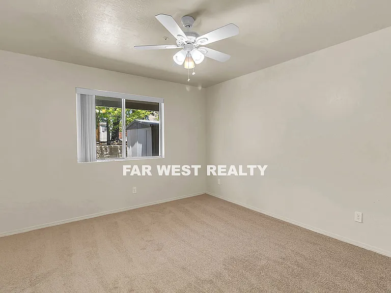 4032 N Viewpoint Dr #D — Photo 20