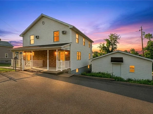 4 Sharp St, Republic, PA 15475