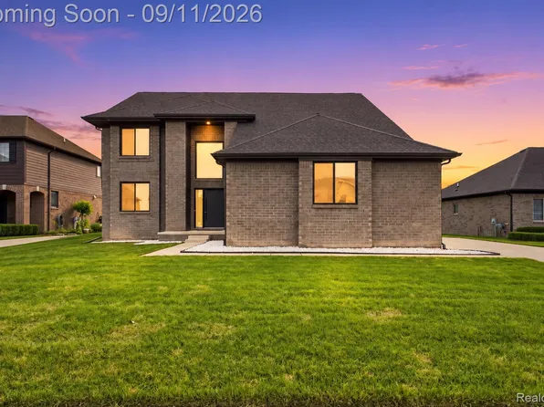 54598 Deadwood Ln, Shelby Township, MI 48316