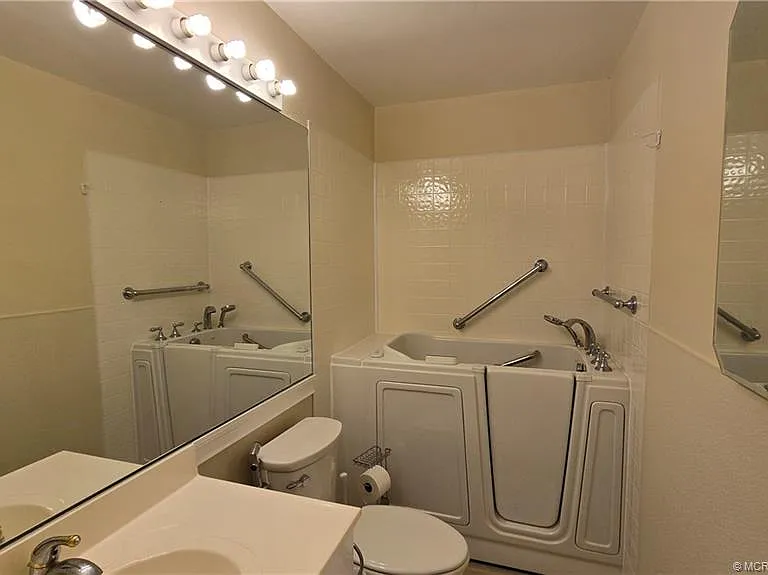 2929 SE Ocean Blvd #103-8 — Photo 15