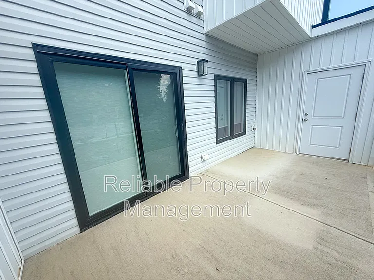 22 S Laird Dr — Photo 16