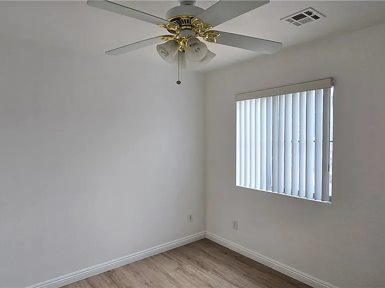 9636 Cedar Park Ave — Photo 14
