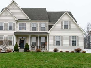 122 Cyprus Ln, Coatesville, PA 19320