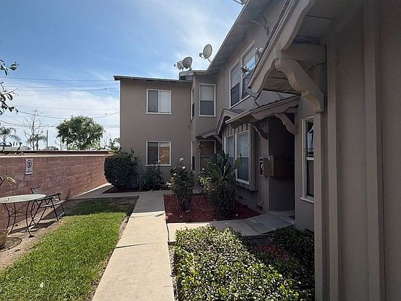 5th image of 13840 Christine Dr APT F