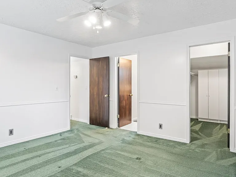9763 S Sitzmark Dr — Photo 22