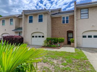 36 Meander Row #10, Charleston, SC 29412