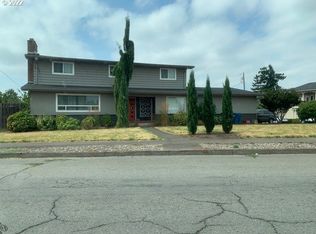 570 N Main St, Mount Angel, OR 97362