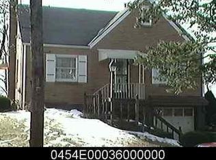 143 Gardenia Dr, Turtle Creek, PA 15145