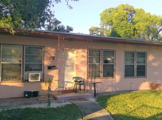 53 NW 68th St, Miami, FL 33150
