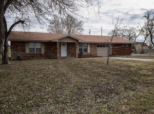 2608 Tonya Ln, Beeville, TX 78102