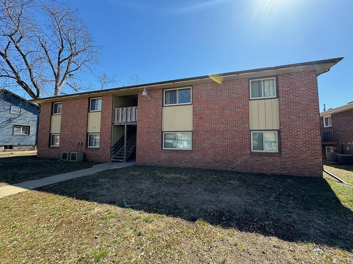 Exterior: Front - 3831 Saint Paul Ave