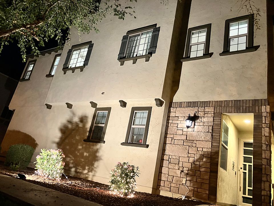 Windows surround the entire home - 36 in total, so you can enjoy light from any room!