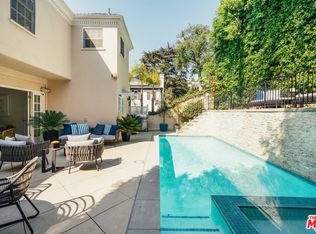 3320 Lowry Rd, Los Angeles, CA 90027