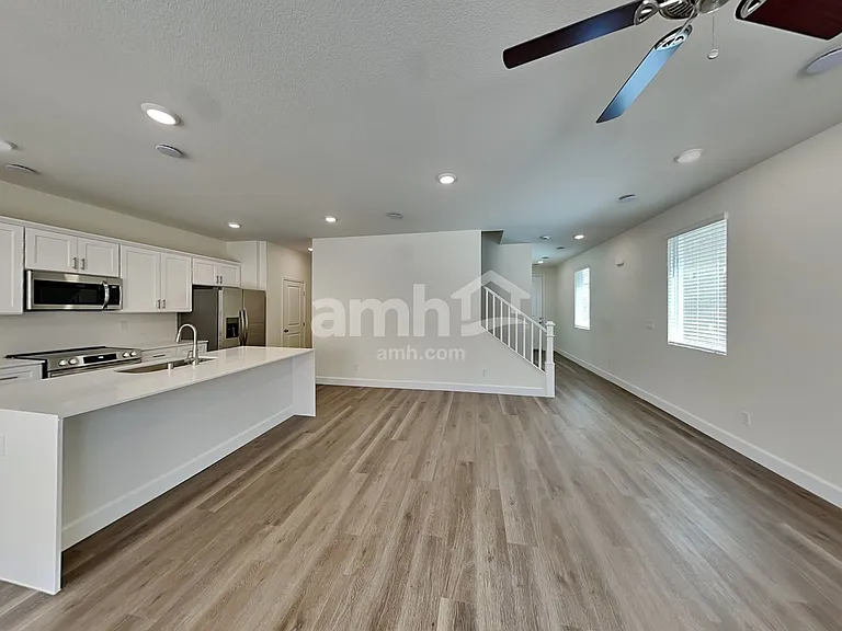 10345 Medusita St — Photo 5