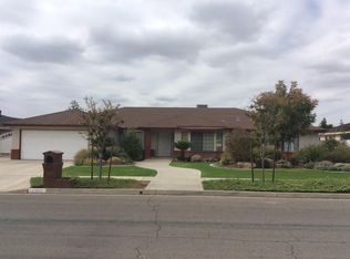 7563 N Mansionette Dr, Fresno, CA
