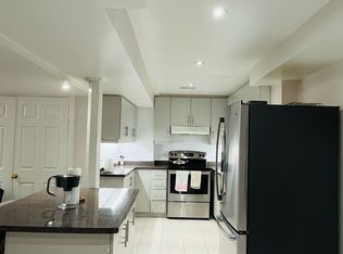 76 Lexington Rd, Brampton, ON L6P 2B1