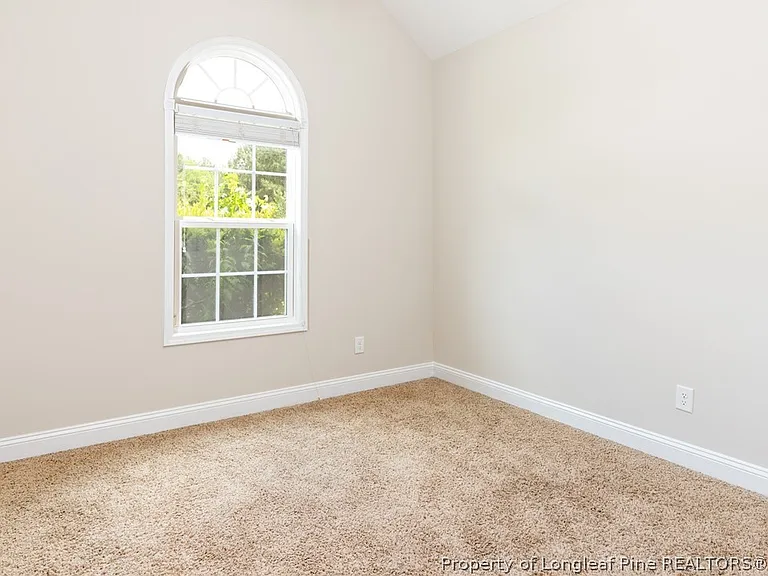 1463 Townsend Rd — Photo 9