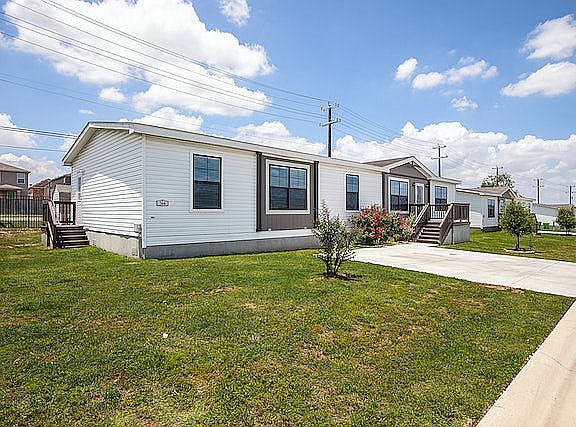 3rd image of 7151 Woodlake Pkwy Lot 344