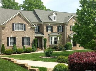 6013 Pinewood Ct, Matthews, NC 28104