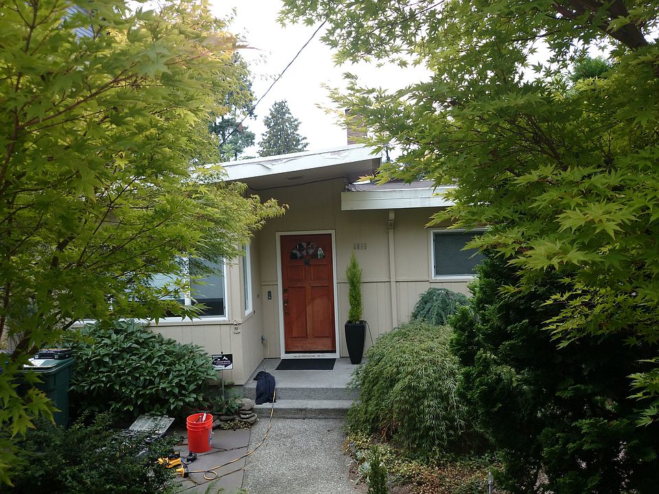 2nd image of 6859 28th Ave NE