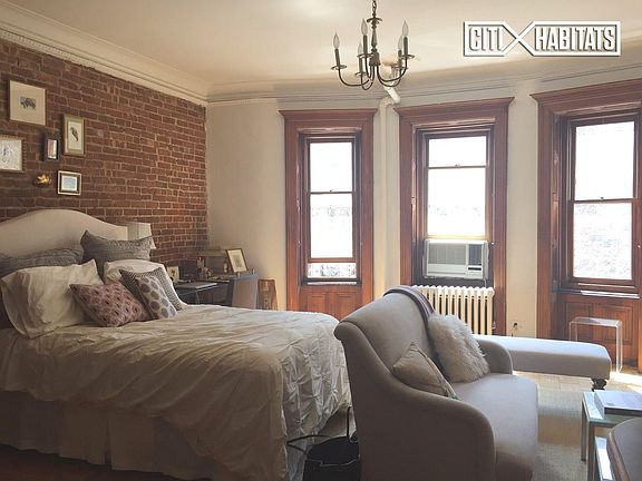 2nd image of 159 W 76th St APT 2A