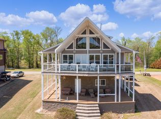 1034 Miracle Rd, Decaturville, TN 38329