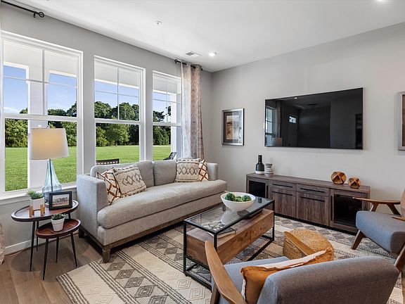 03_Lincoln_Family Room